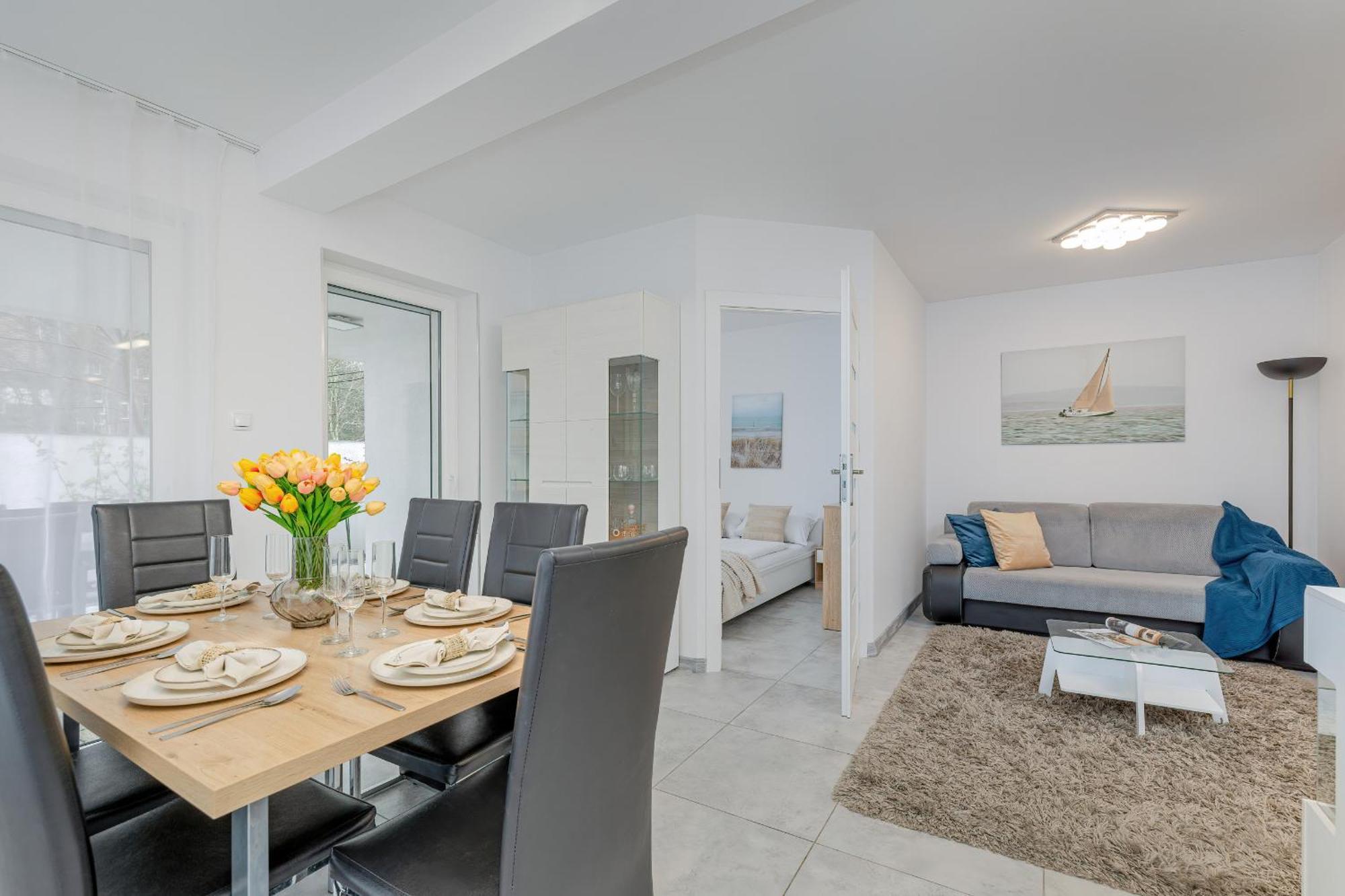 Family Apartments Herberta With Terrace And Parking By Rent Like Home Świnoujście Esterno foto