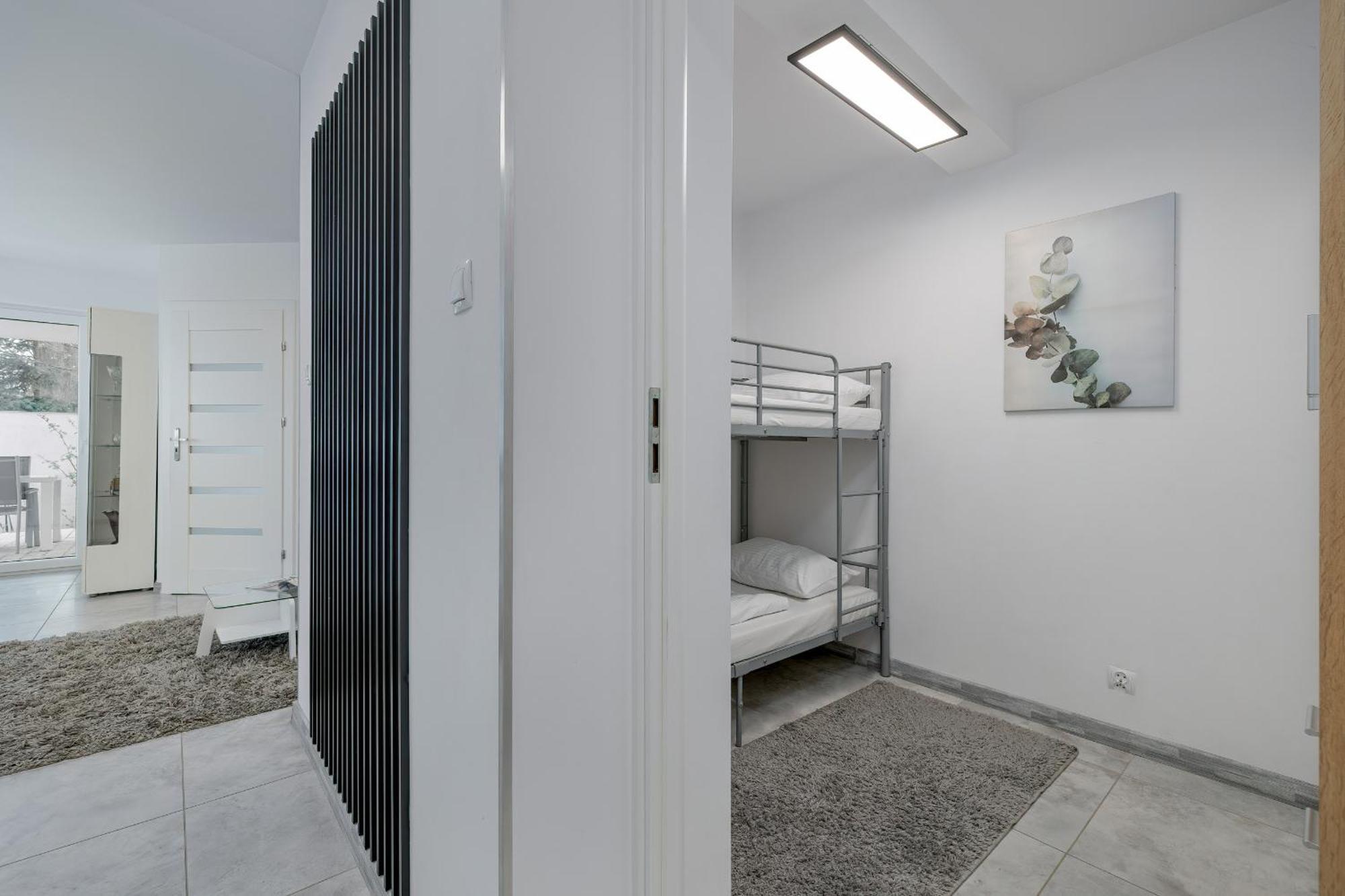 Family Apartments Herberta With Terrace And Parking By Rent Like Home Świnoujście Esterno foto